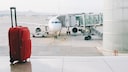 Wenn Koffer am Flughafen stehen bleiben und nicht abgeholt werden, werden sie versteigert