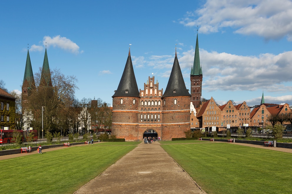 Das Wahrzeichen Lübecks: das Holstentor aus dem Jahr 1478