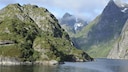 Der enge Trollfjord gehört ebenfalls zur Inselgruppe der Vesterålen