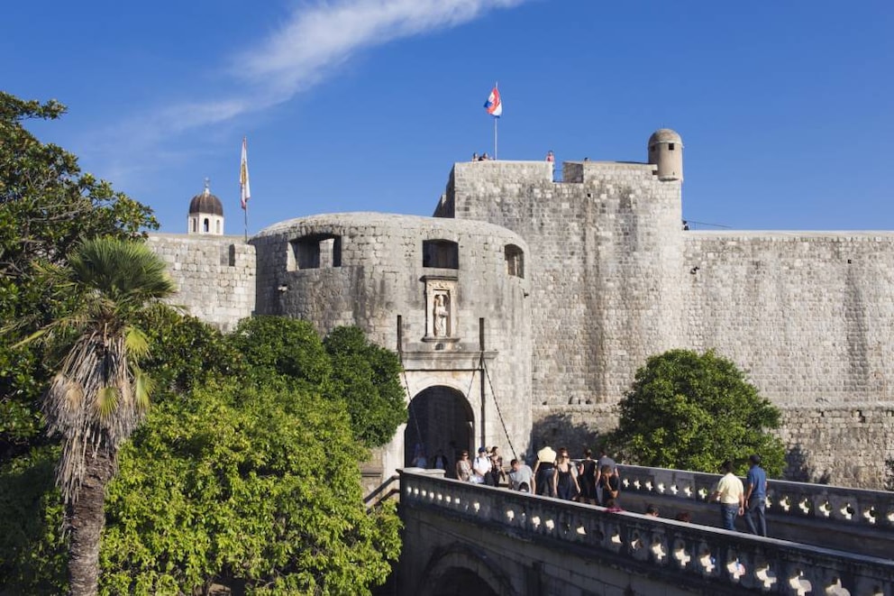 The Pile Gate is a main entrance to the old town of Dubrovnik.