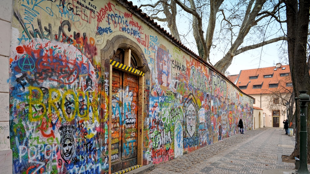 Graffiti-Wand in Prag zu Ehren von John Lennon