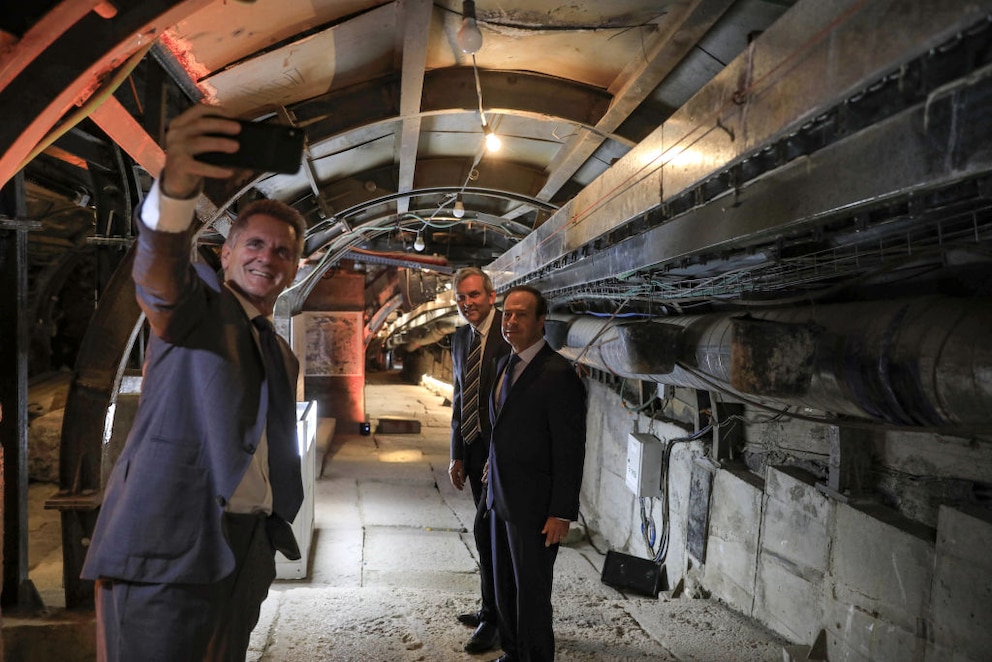 Heute Selfies, früher Jesus: So sieht der Tunnel von innen aus