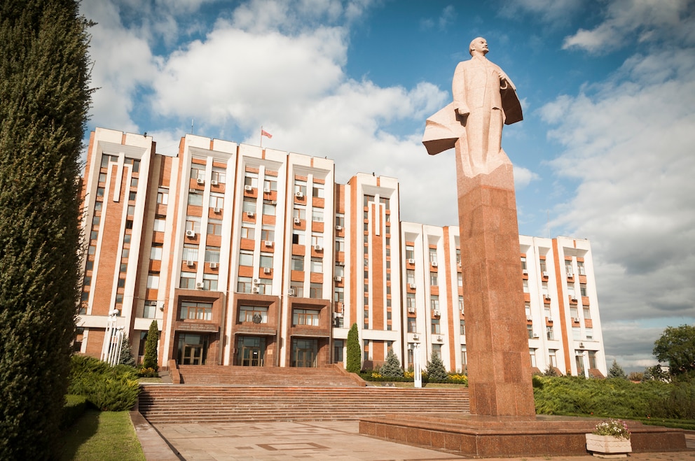 Gigantische Lenin-Statuen, wie hier in der Hauptstadt Tiraspol, sind in Transnistrien keine Seltenheit