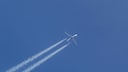 Flugzeug am Himmel
