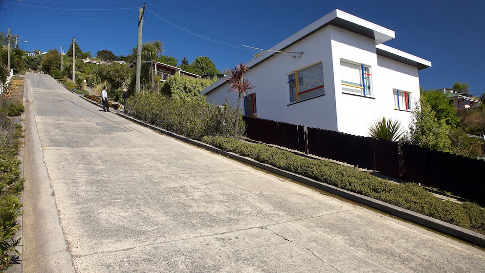 Die Baldwin Street in Dunedin hat eine Steigung von 35 Prozent