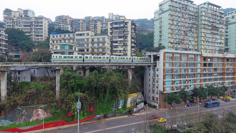 Chongqing Zug durch Wohnhaus