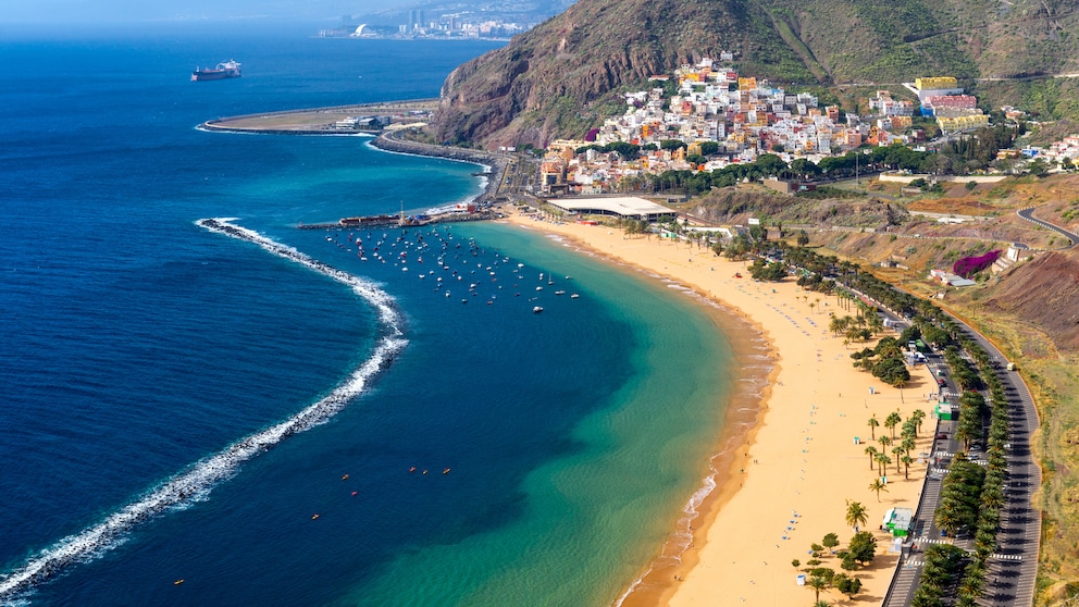 Teneriffa ist die größte der kanarischen Inseln