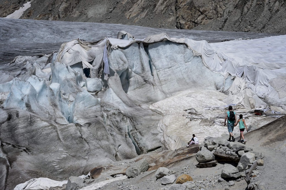 Rhonengletscher verhüllt