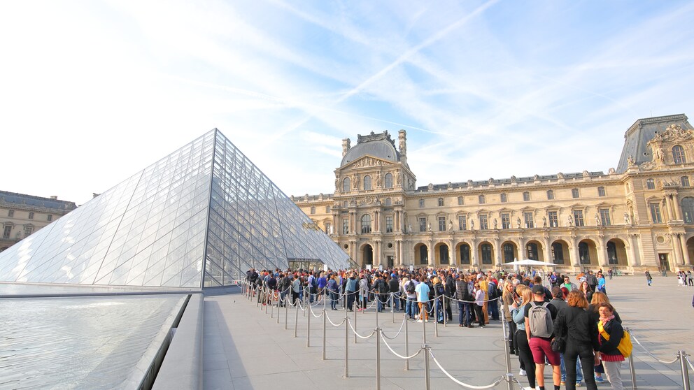 Das Louvre Museum in Paris