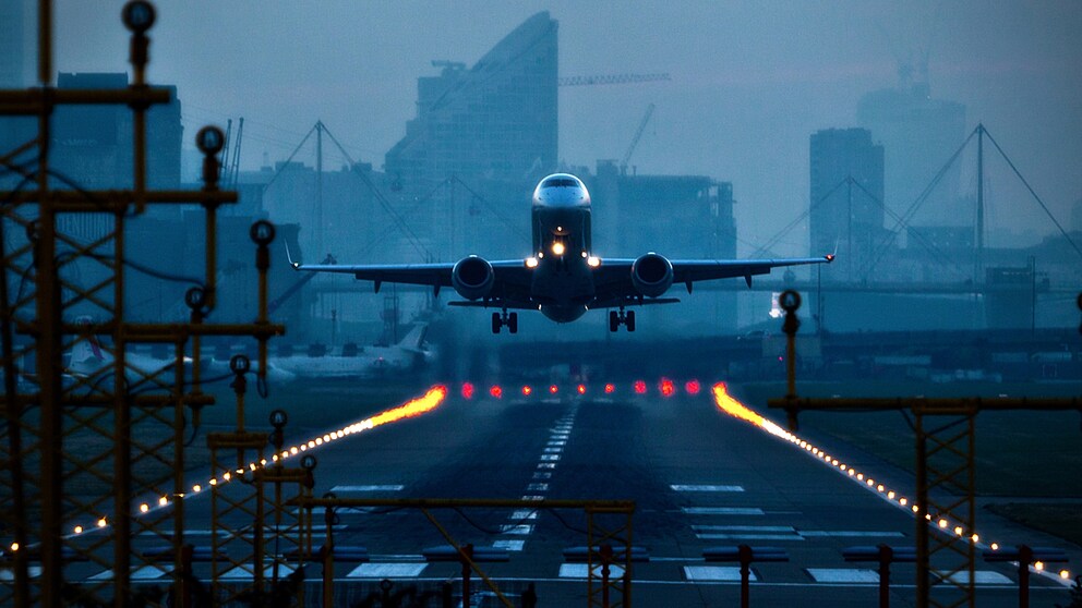 Flugzeug hebt ab