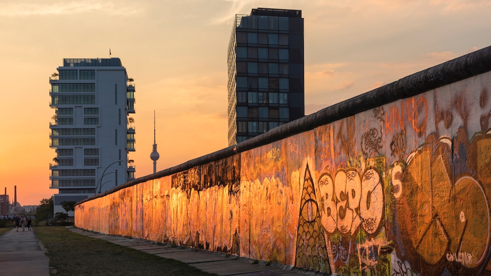 Die East Side Gallery ist das längste erhaltene Teilstück der Berliner Mauer