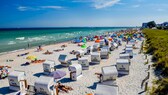 Strand an der Ostsee in Scharbeutz in Schleswig-Holstein