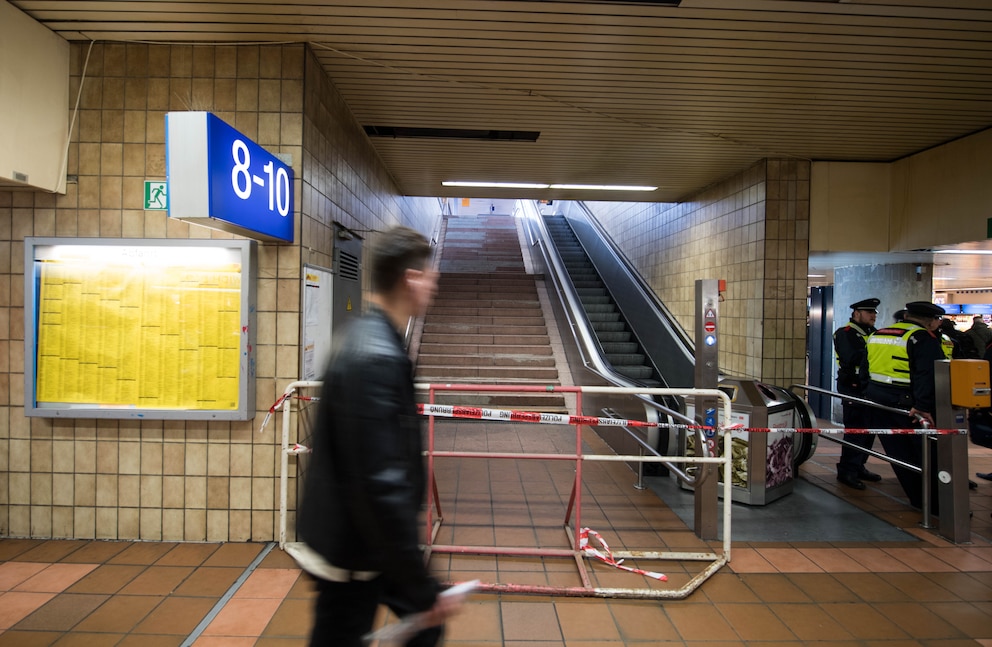 Auch von innen ist der Hbf von Dortmund kein Highlight