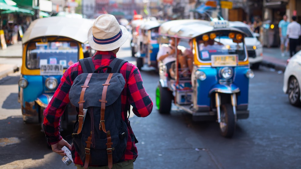 Ein Backpacker in Bangkok, Thailand