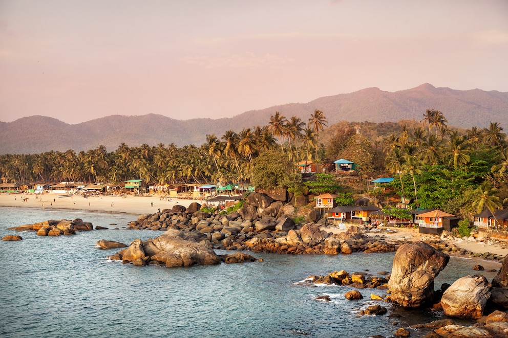 Blick auf den Strand von Palolem in Goa, Indien