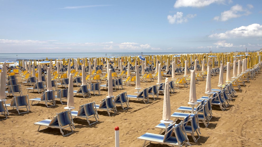 Italien leerer Strand