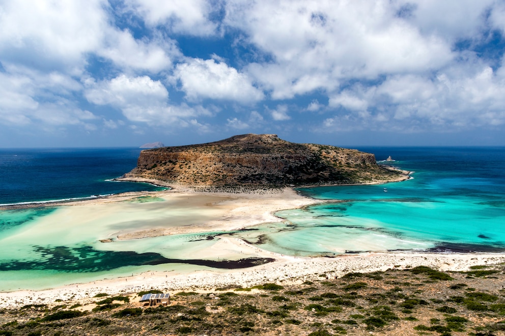 Die Lagune von Balos leuchtet in vielen verschiedenen Farben