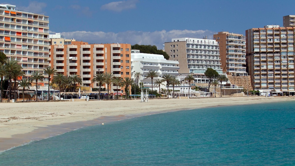 Leerer Strand auf Mallorca