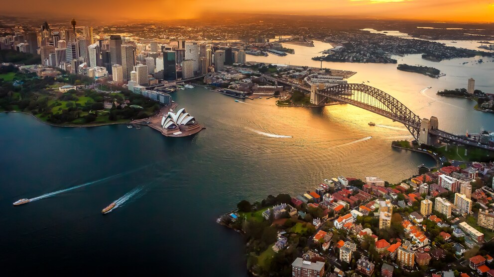 Blick auf Sydney mit Oper und Harbour Bridge