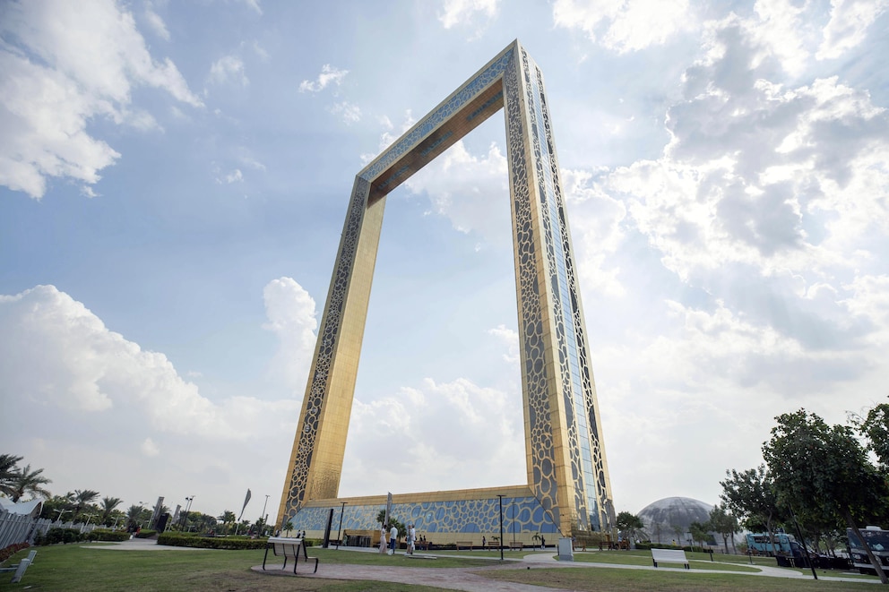 Im unteren Teil des „Dubai Frame“ befindet sich ein Museum