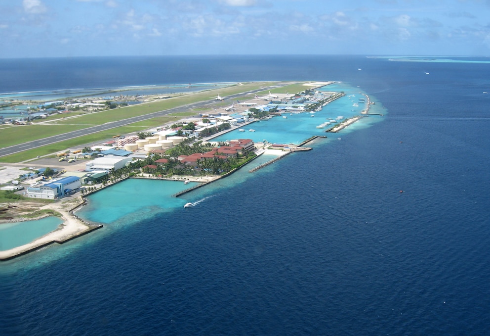  Hulhulé International Airport auf den Mediven