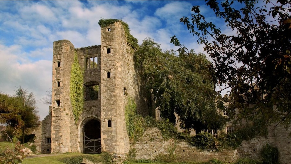Pencoed Castle Gatehouse