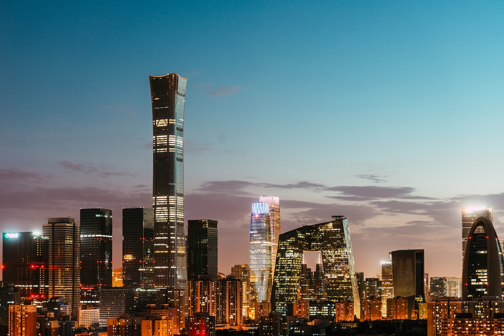 Der CITIC Tower ist in der Skyline von Peking klar zu erkennen – er ist der mit Abstand höchste Wolkenkratzer der Stadt