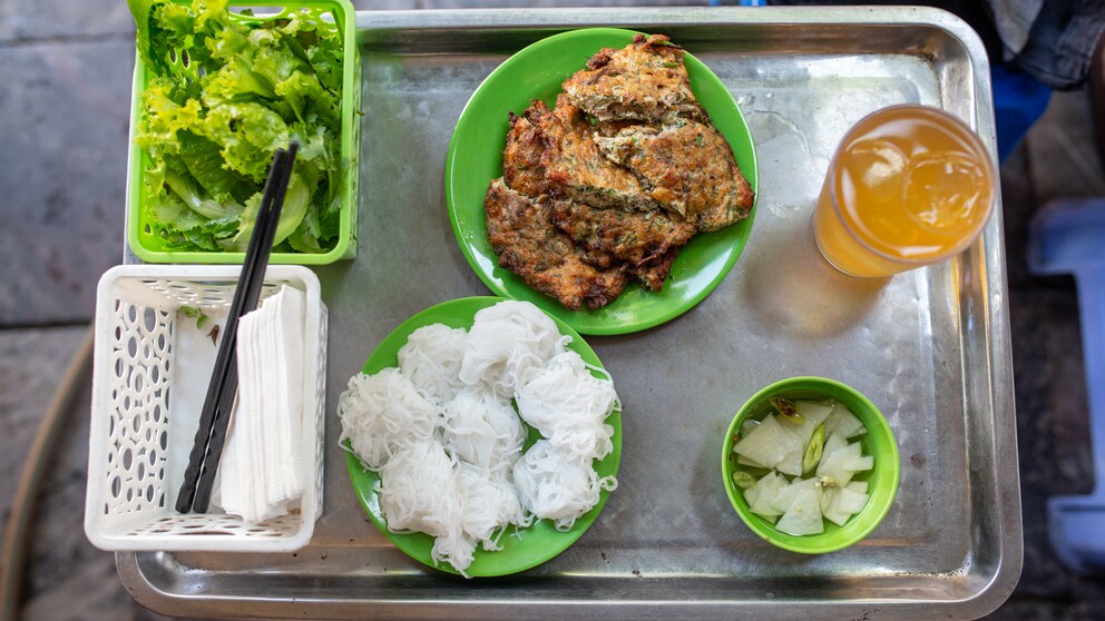 Wurm-Omelett in Vietnam