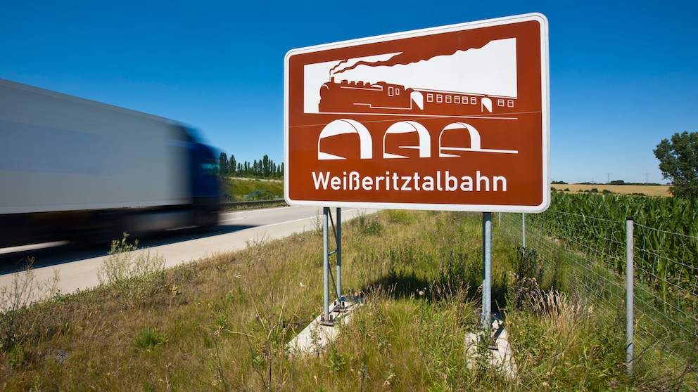 Touristische Unterrichtungstafel