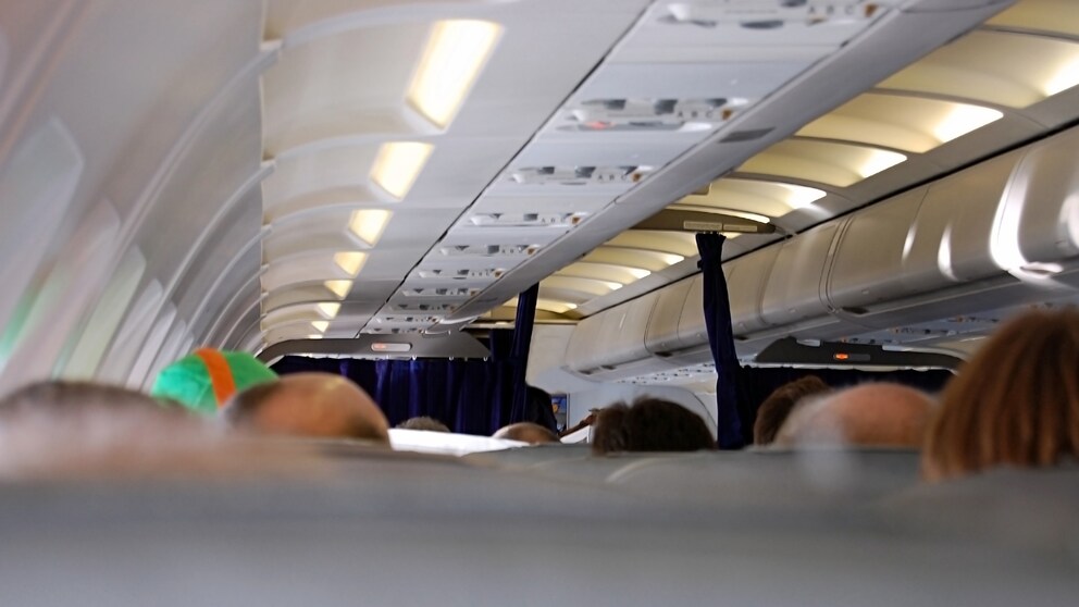 Flugzeug-Innenraum