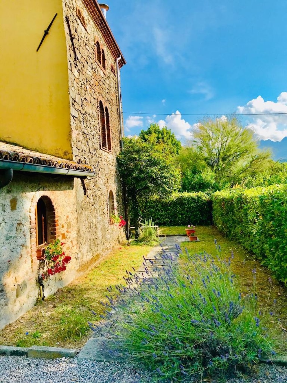  Die Villa wurde frisch renoviert, hat ihren toskanischen Charme behalten