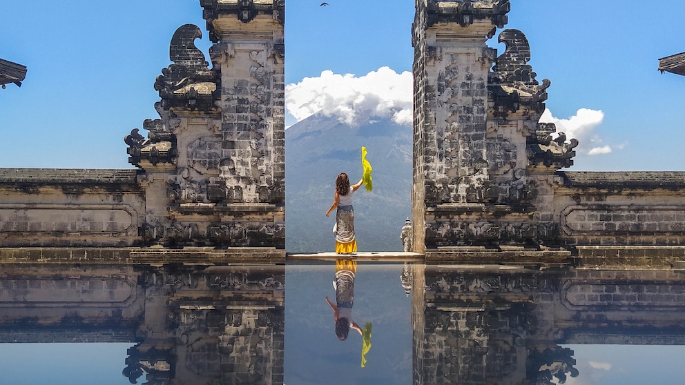 Gate of Heaven am Tempel Pura Lempuyang Luhur auf Bali