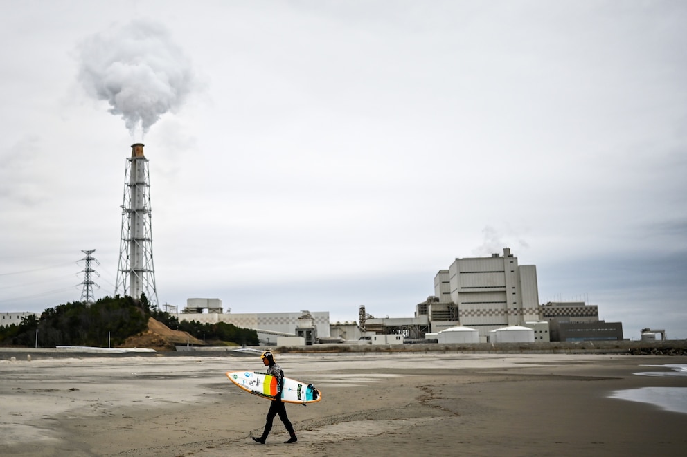 Ob Fukushima ein neuer Surf-Hotspot wird? Die Japaner hoffen darauf.