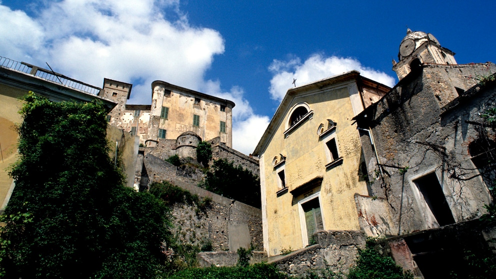 Balestrino Geisterstadt in Italien