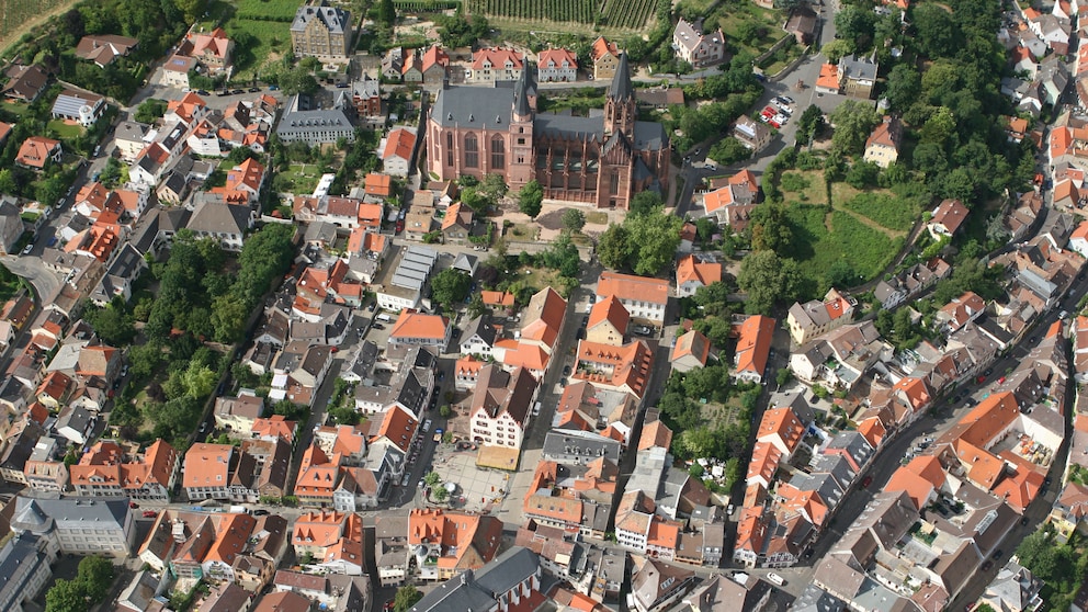 Unter der Stadt Oppenheim verläuft ein bis zu 40 Kilometer langes System aus Kellern und Tunneln – dabei sind wohl noch längst nicht alle von ihnen erschlossen