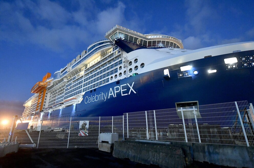 Brandeu: Die „Celebrity Apex&quot; von Celebrity Cruises