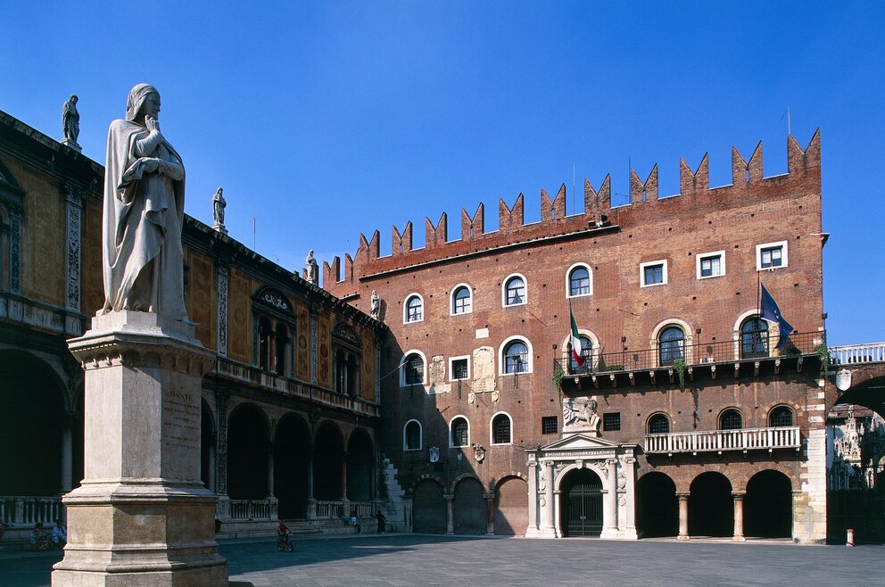 Piazza dei Signori, Sehenswürdigkeit Verona