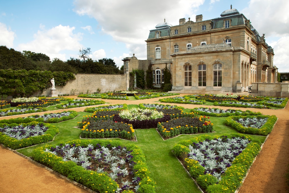 Das Anwesen „Wrest Park“ steht nicht wie in der Serie in Paris, sondern in Großbritannien