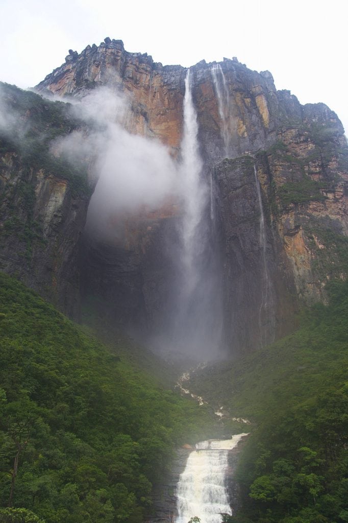 Angel Falls on the Auyan Tepui table mountain, with a drop of 979 meters, is the highest free-falling waterfall in the world