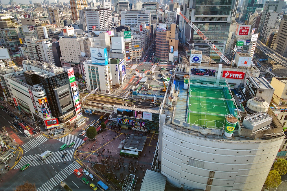 Ein Feld auf einem Hochhaus in Shibuya in Tokio, Japan