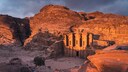 Petra ist wirklich ein spektakulärer Ort – weswegen die antike Stadt auch in dieser Liste auftaucht