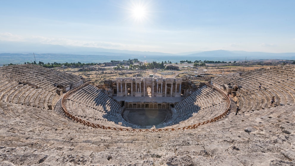 Das antike Amphitheater von Hierapolis