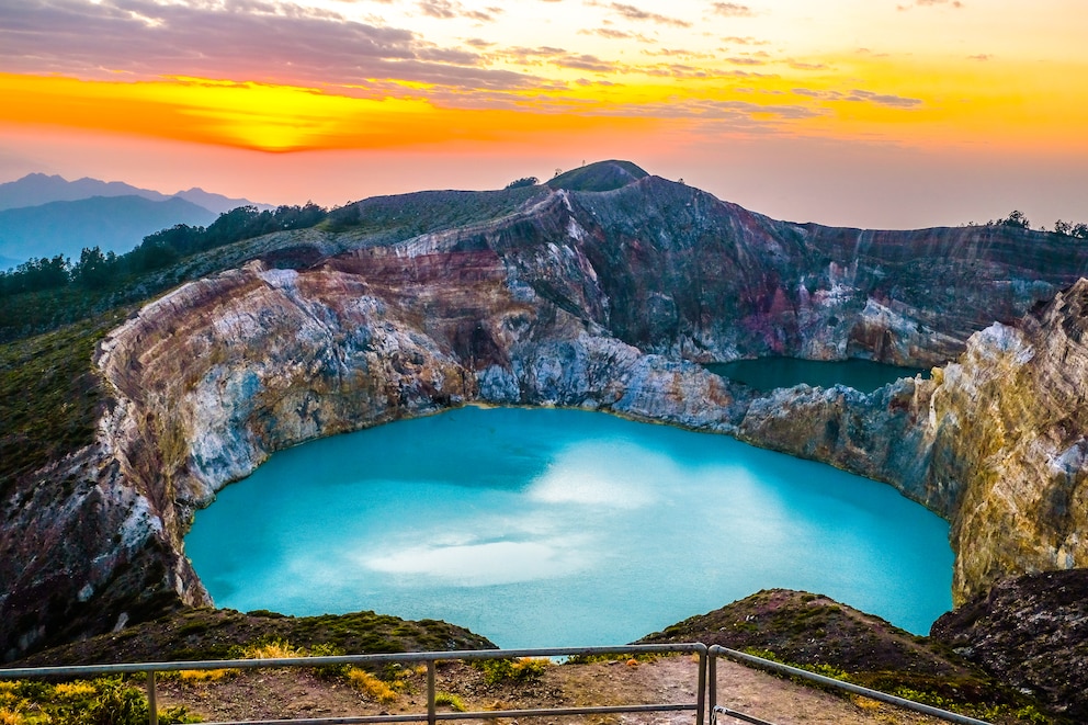 Der traumhafte Kratersee von Kelimutu ist wirklich ein spektakulärer ORt