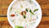 Viele kennen Tom Kha Gai als thailändische Hühner-Kokossuppe