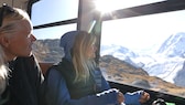 Die Gornergrat Bahn in der Schweiz auf ihrer Fahrt von Zermatt zum Gornergrat