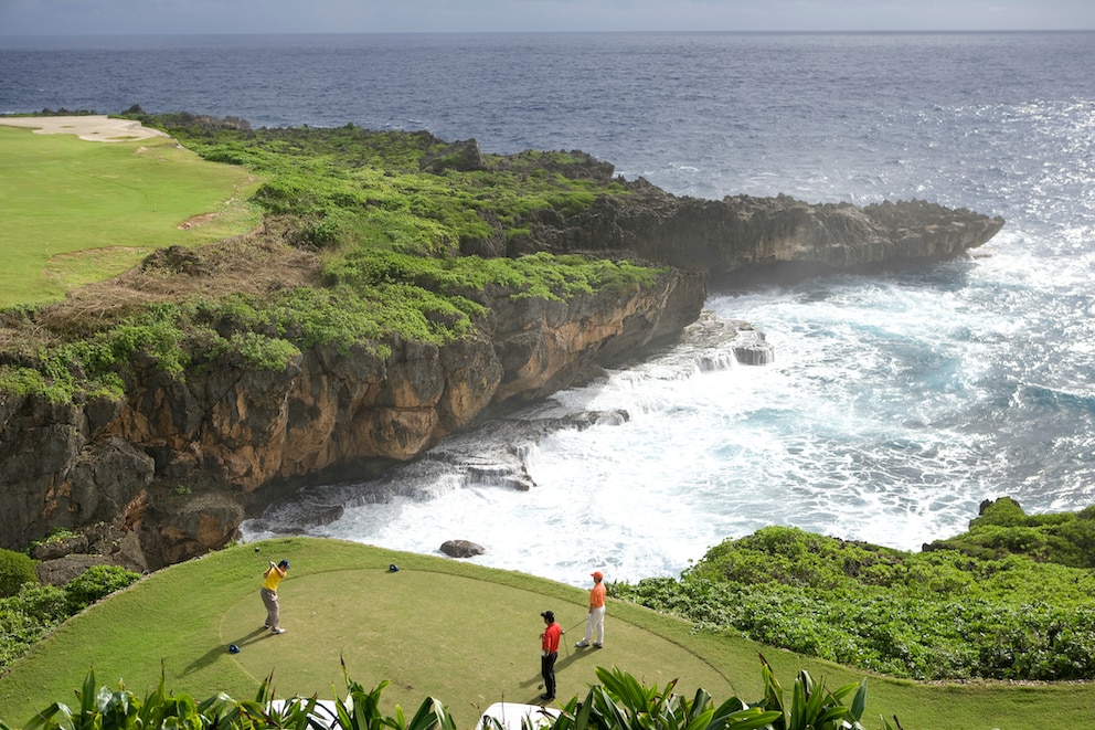 Golfen gehört zu den beliebtesten Aktivitäten von Touristen in Saipan