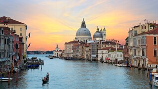 Wer in Venedig einmal mit der Gondel fahren möchte, sollte bei den Touren-Anbietern genau hinschauen