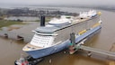 Ganz schön eng – bei der Schiffsüberführung der Odyssee of the Seas gab es einige Stellen, die wirklich Präzision voraussetzten