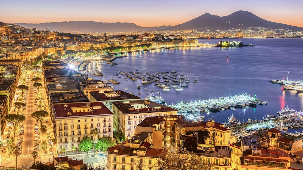 Neujahr in Neapel in Italien