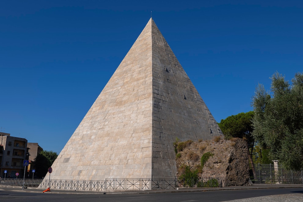 Pyramide des Cestius